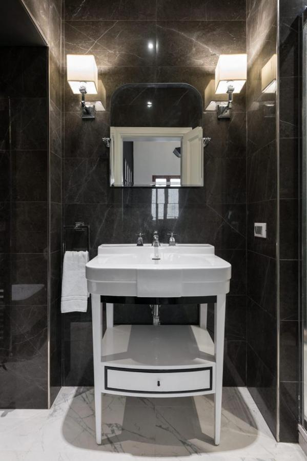 Borgo Pinti Suites Le Stanze Dei Nobili Florence Luaran gambar